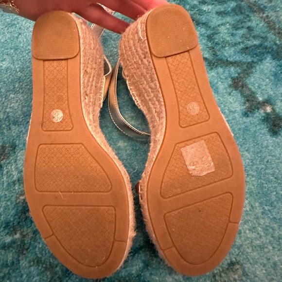 Tory Burch Wedge Sandals 6.5 - Picture 3 of 5